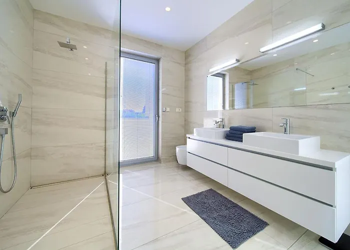 Sia With Private Pool Villa