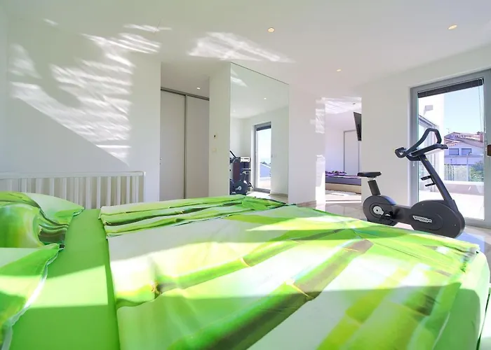 Sia With Private Pool Villa Krk Town