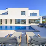 Villa Sia With Private Pool Krk Town