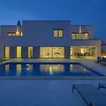 Villa Sia With Private Pool *