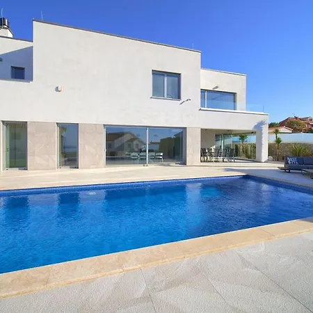 Sia With Private Pool فيلة كرك