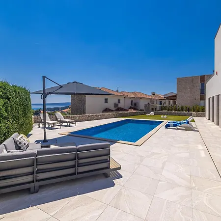 Villa Sia With Private Pool