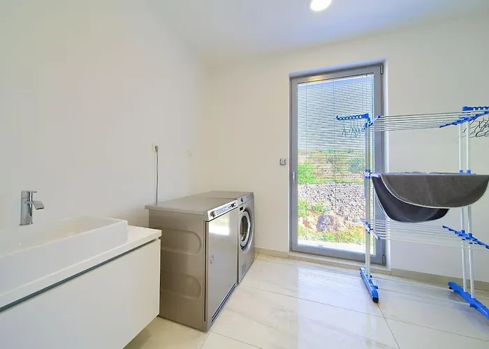 Villa Sia With Private Pool